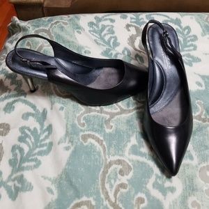 Blk pointy toe shoes